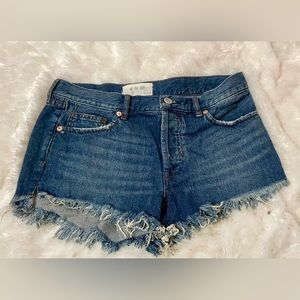 Free People Distressed Denim Shorts EUC